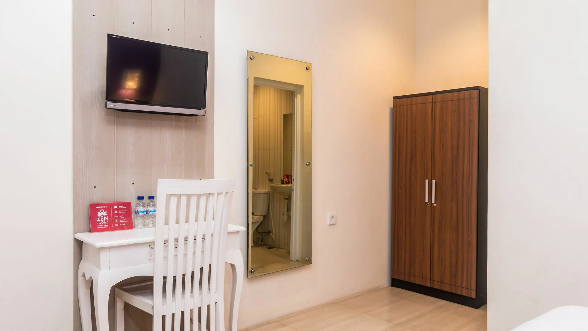 Zen Rooms Basic Denpasar Gelogor Carik Casa de hóspedes Dempassar